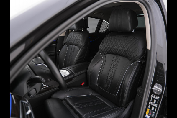 BMW 7 Serie 745e High Executive (INCL-BTW) *EXCLUSIV-NAPPA-LEATHER | LASER-LED | HEAD-UP | SOFT-CLOSE | BLIND-SPOT | MEMORY-PACK | DIGI-COCKPIT | KEYLESS | DAB+ | CAMERA | COMFORT-SEATS | AMBIENT-LIGHT | DAB | CARPLAY | 18"