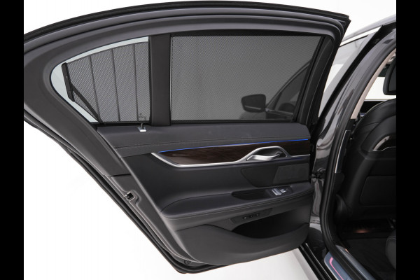 BMW 7 Serie 745e High Executive (INCL-BTW) *EXCLUSIV-NAPPA-LEATHER | LASER-LED | HEAD-UP | SOFT-CLOSE | BLIND-SPOT | MEMORY-PACK | DIGI-COCKPIT | KEYLESS | DAB+ | CAMERA | COMFORT-SEATS | AMBIENT-LIGHT | DAB | CARPLAY | 18"