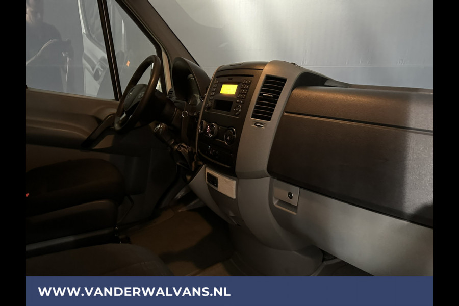 Mercedes-Benz Sprinter 316 CDI 164pk 2800kg Trekhaak L2H2 Euro6 Airco | Cruisecontrol Parkeersensoren, multifunctioneel stuurwiel