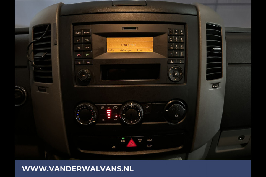 Mercedes-Benz Sprinter 316 CDI 164pk 2800kg Trekhaak L2H2 Euro6 Airco | Cruisecontrol Parkeersensoren, multifunctioneel stuurwiel