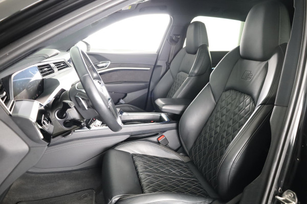 Audi e-tron S quattro 95 kWh 503pk | SoH 93% | Panoramadak | Lederen bekleding "Valcona" | B&O Soundsystem | Elektrisch vertelbare voorstoelen met memory