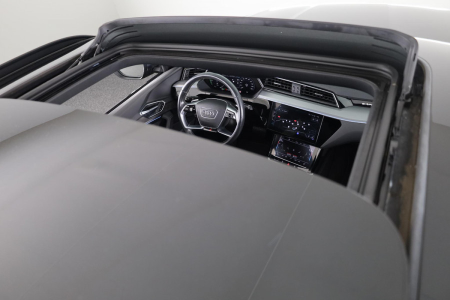 Audi e-tron S quattro 95 kWh 503pk | SoH 93% | Panoramadak | Lederen bekleding "Valcona" | B&O Soundsystem | Elektrisch vertelbare voorstoelen met memory