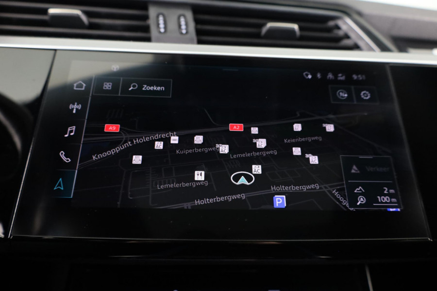 Audi e-tron S quattro 95 kWh 503pk | SoH 93% | Panoramadak | Lederen bekleding "Valcona" | B&O Soundsystem | Elektrisch vertelbare voorstoelen met memory