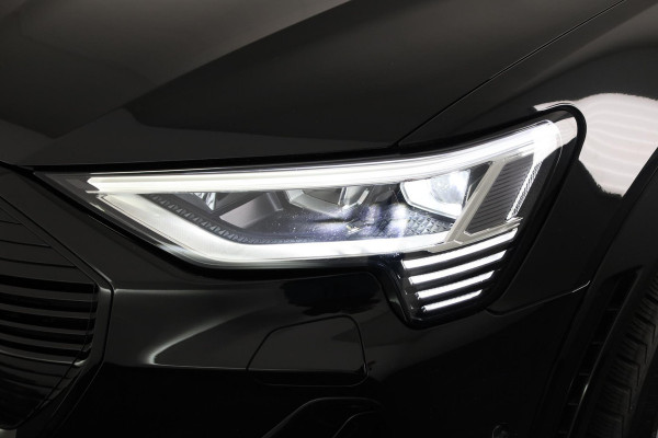 Audi e-tron S quattro 95 kWh 503pk | SoH 93% | Panoramadak | Lederen bekleding "Valcona" | B&O Soundsystem | Elektrisch vertelbare voorstoelen met memory