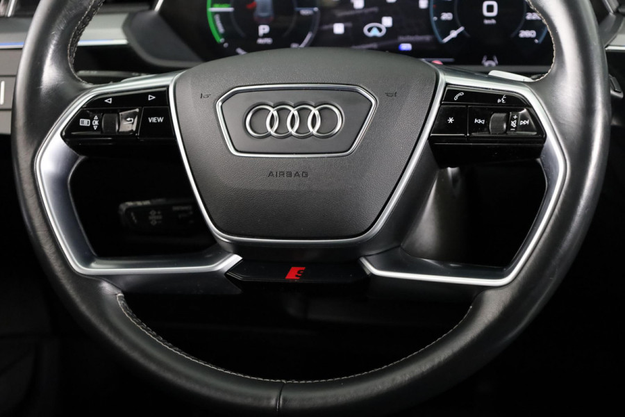 Audi e-tron S quattro 95 kWh 503pk | SoH 93% | Panoramadak | Lederen bekleding "Valcona" | B&O Soundsystem | Elektrisch vertelbare voorstoelen met memory