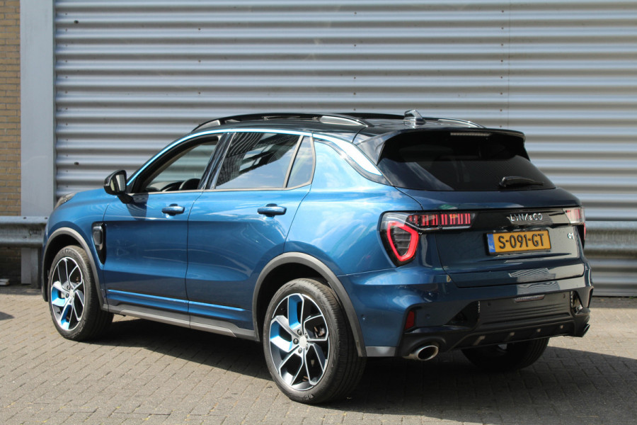 Lynk & Co 01 1.5 PHEV 262pk Automaat NL-Auto NAP BTW Clima Cruise Navi 360 Camera Panoramadak 20"LMV El. Klep
