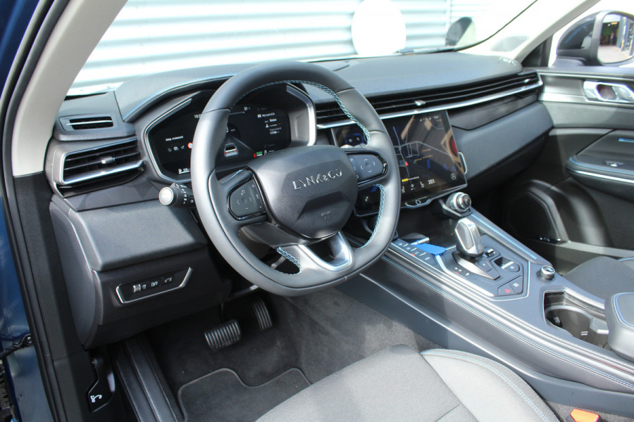 Lynk & Co 01 1.5 PHEV 262pk Automaat NL-Auto NAP BTW Clima Cruise Navi 360 Camera Panoramadak 20"LMV El. Klep