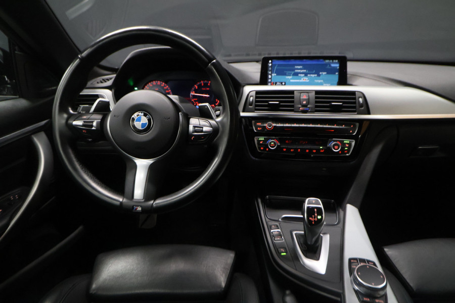 BMW 4 Serie Cabrio 420i High Executive M-Sport Cabrio [HARMAN/KARDON, MEMORY SEATS, STOELVERWARMING, HEAD-UP, LEDEREN STOELEN, PDC V+A, BLUETOOTH, CRUISECONTROL, NIEUWSTAAT]