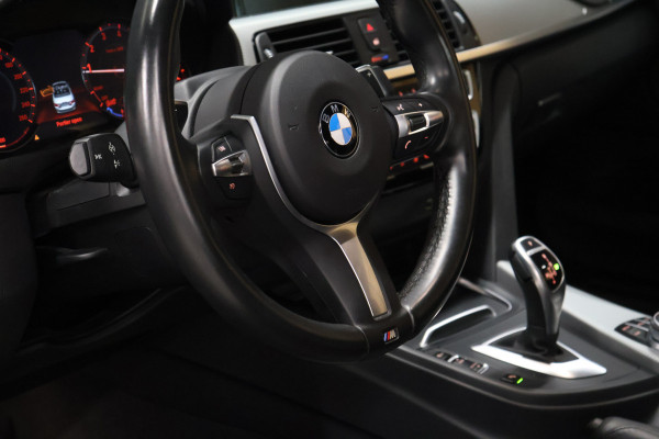 BMW 4 Serie Cabrio 420i High Executive M-Sport Cabrio [HARMAN/KARDON, MEMORY SEATS, STOELVERWARMING, HEAD-UP, LEDEREN STOELEN, PDC V+A, BLUETOOTH, CRUISECONTROL, NIEUWSTAAT]
