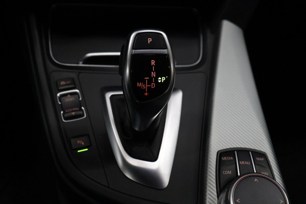 BMW 4 Serie Cabrio 420i High Executive M-Sport Cabrio [HARMAN/KARDON, MEMORY SEATS, STOELVERWARMING, HEAD-UP, LEDEREN STOELEN, PDC V+A, BLUETOOTH, CRUISECONTROL, NIEUWSTAAT]
