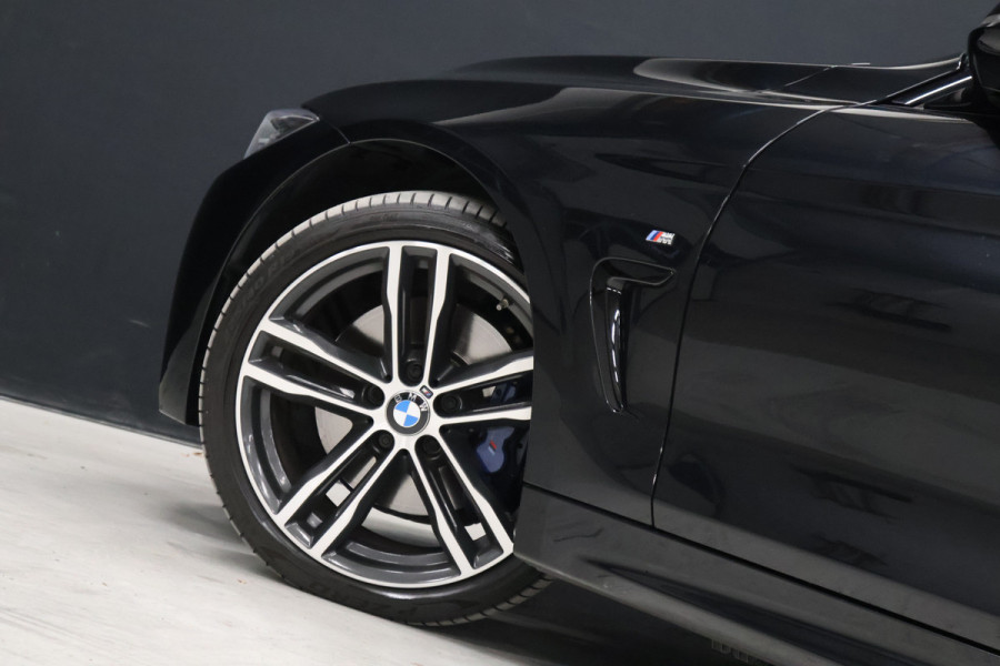 BMW 4 Serie Cabrio 420i High Executive M-Sport Cabrio [HARMAN/KARDON, MEMORY SEATS, STOELVERWARMING, HEAD-UP, LEDEREN STOELEN, PDC V+A, BLUETOOTH, CRUISECONTROL, NIEUWSTAAT]