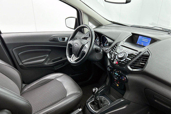 Ford EcoSport 1.0 EcoBoost Titanium(NL-auto, NAP, Navi, Parkeersensoren, StoelV, Etc)