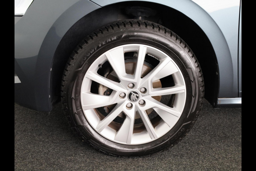 Škoda Kamiq 1.0 TSI Sport Business 110 pk | Navigatie via App | Parkeersensoren | Cruise control | LED koplampen | Apple Carplay/Android Auto |