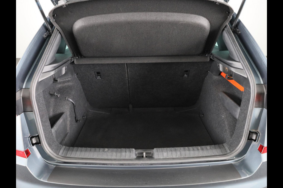 Škoda Kamiq 1.0 TSI Sport Business 110 pk | Navigatie via App | Parkeersensoren | Cruise control | LED koplampen | Apple Carplay/Android Auto |