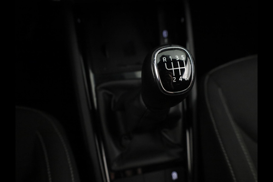 Škoda Kamiq 1.0 TSI Sport Business 110 pk | Navigatie via App | Parkeersensoren | Cruise control | LED koplampen | Apple Carplay/Android Auto |