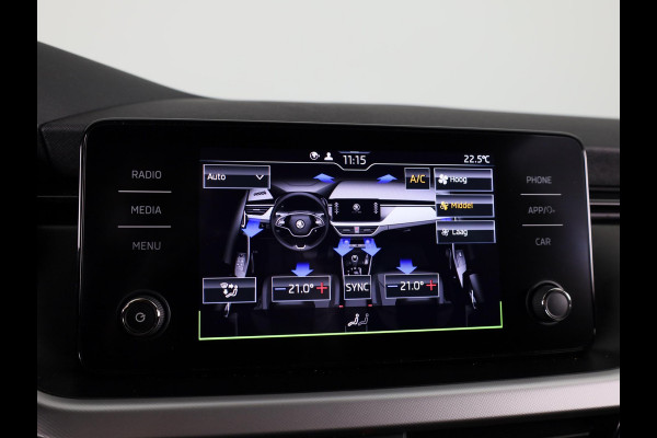 Škoda Kamiq 1.0 TSI Sport Business 110 pk | Navigatie via App | Parkeersensoren | Cruise control | LED koplampen | Apple Carplay/Android Auto |
