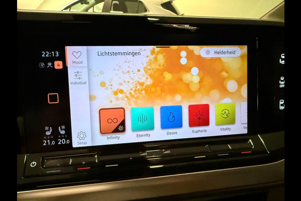 Volkswagen Multivan 1.4 eHybrid 7P/PANO/LEDER/H-UP/H-KARDON/STOEL-M/IQ-LICHT/FULL-OPTION!!!