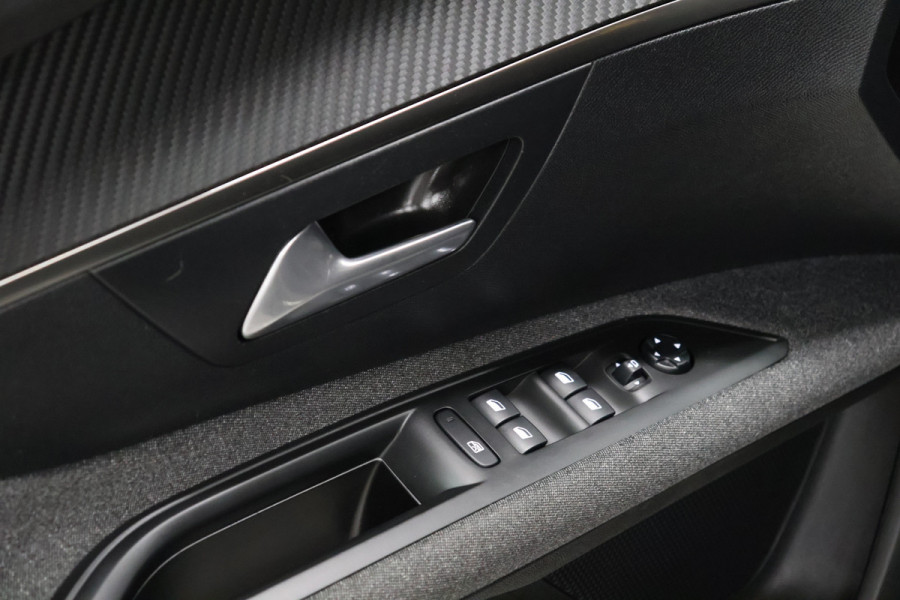 Peugeot 3008 1.2 PureTech Blue Lease Executive [APPLE CARPLAY, ANDROID, PDC ACHTER, NAVIGATIE, DAB, CRUISECONTROL, CLIMATE CONTROL, NIEUWSTAAT]