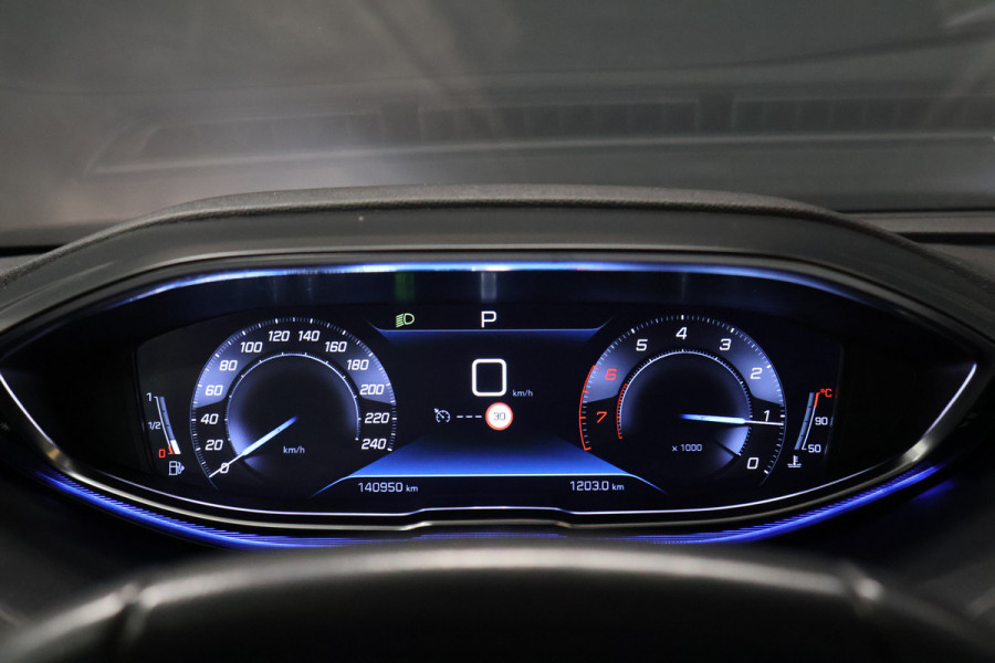 Peugeot 3008 1.2 PureTech Blue Lease Executive [APPLE CARPLAY, ANDROID, PDC ACHTER, NAVIGATIE, DAB, CRUISECONTROL, CLIMATE CONTROL, NIEUWSTAAT]