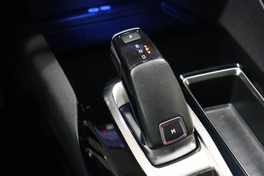 Peugeot 3008 1.2 PureTech Blue Lease Executive [APPLE CARPLAY, ANDROID, PDC ACHTER, NAVIGATIE, DAB, CRUISECONTROL, CLIMATE CONTROL, NIEUWSTAAT]