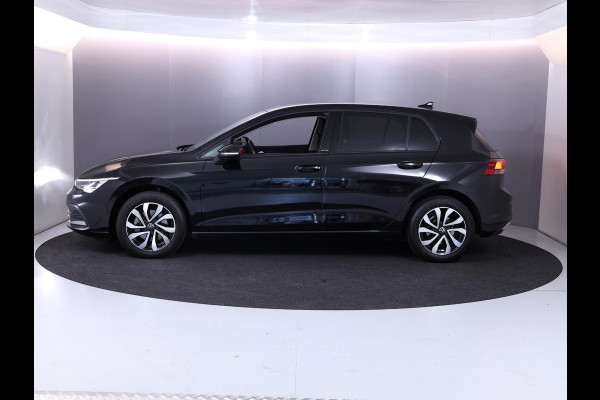 Volkswagen Golf 1.5 eTSI Life Active 130 pk Automaat (DSG) | Navigatie | Parkeersensoren | Achteruitrijcamera | Stoelverwarming | LED koplampen |