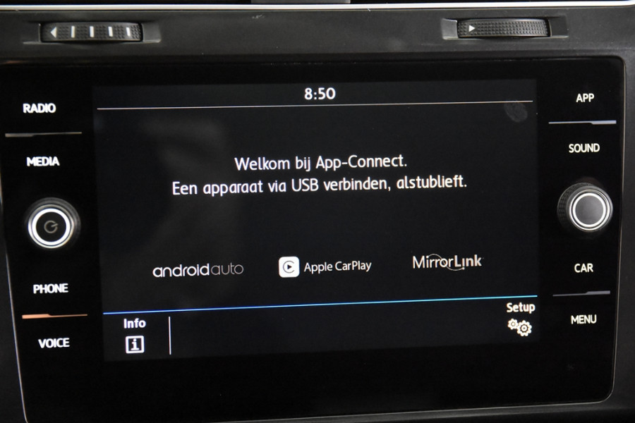 Volkswagen Golf 1.0 TSI Trendline *Navigatie*Carplay*Cruisecontrol*