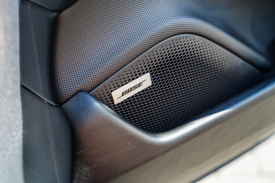 Porsche Taycan Sport Turismo 93 kWh Performance PLUS | Panorama | PASM | GT Sportstuur | 21inch RS Spyder | BOSE| Adaptieve Cruise