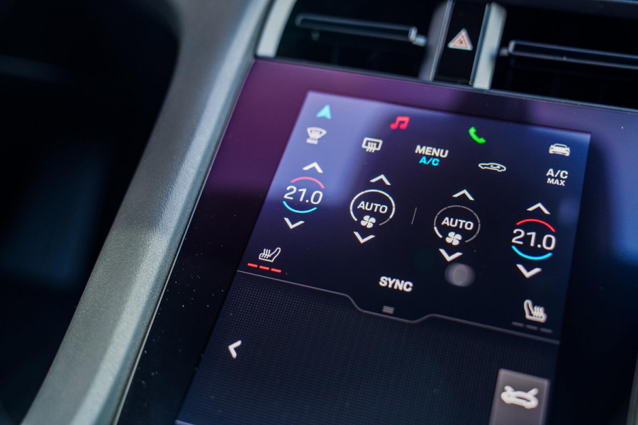 Porsche Taycan Sport Turismo 93 kWh Performance PLUS | Panorama | PASM | GT Sportstuur | 21inch RS Spyder | BOSE| Adaptieve Cruise