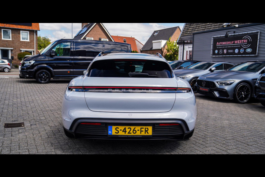 Porsche Taycan Sport Turismo 93 kWh Performance PLUS | Panorama | PASM | GT Sportstuur | 21inch RS Spyder | BOSE| Adaptieve Cruise