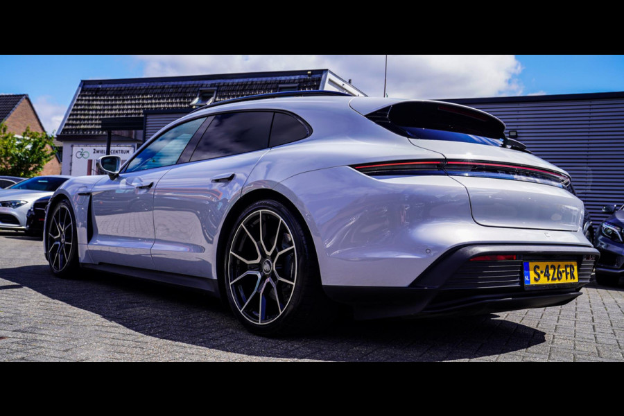 Porsche Taycan Sport Turismo 93 kWh Performance PLUS | Panorama | PASM | GT Sportstuur | 21inch RS Spyder | BOSE| Adaptieve Cruise