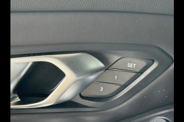 BMW 3 Serie M3 Competition Laser|Schuifdak|HuD|Memory|Harman