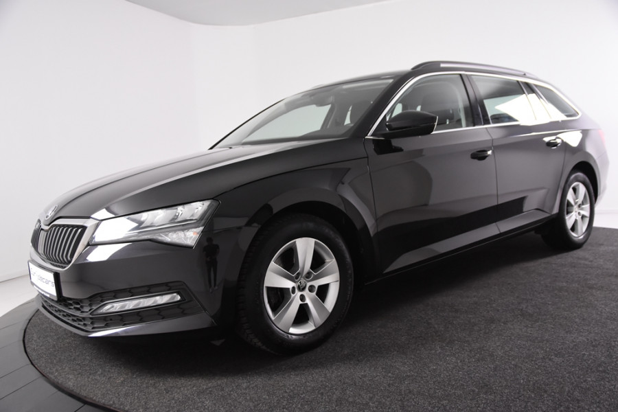 Škoda Superb Combi 1.5 TSI ACT Ambition Business *1ste Eigenaar*Navigatie*Parkassist*
