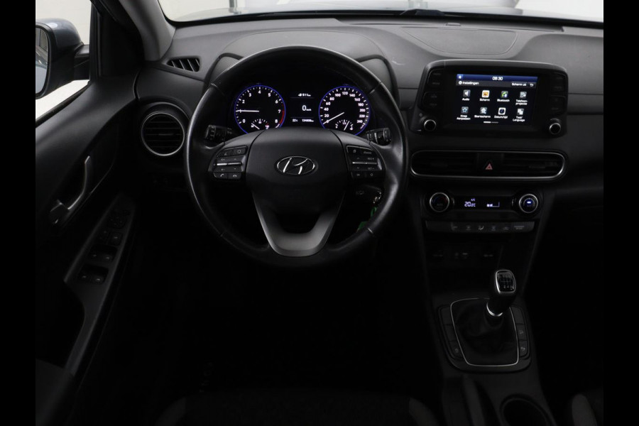 Hyundai Kona 1.0T Comfort | 1e eigenaar | Carplay | Trekhaak | Climate control | Camera | Cruise control | Parkeerhulp | Bluetooth