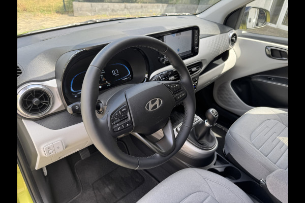 Hyundai i10 1.2 Stuurverwarming, Camera, Keyless, line assist, Alle opties! . Neem contact op en we maken een afspraak!