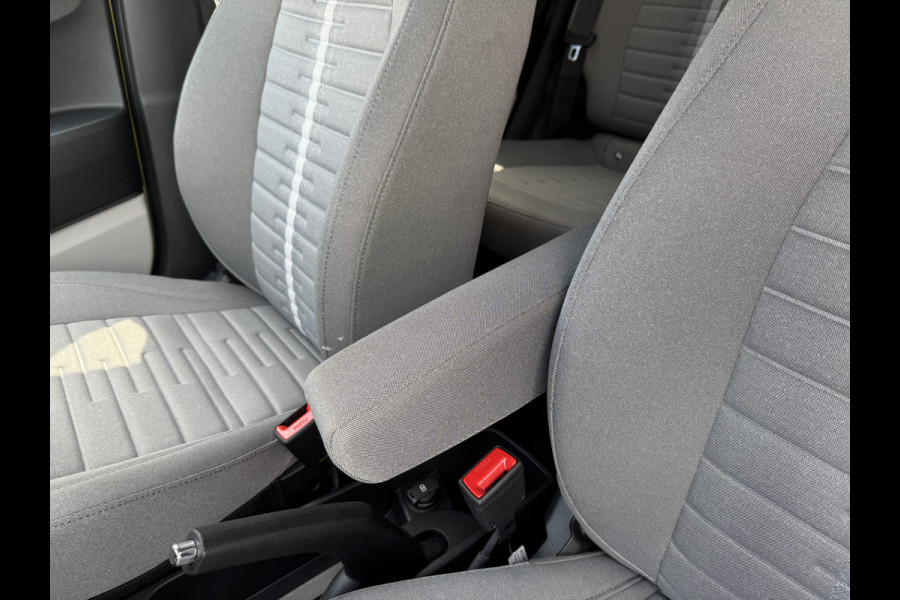Hyundai i10 1.2 Stuurverwarming, Camera, Keyless, line assist, Alle opties! . Neem contact op en we maken een afspraak!