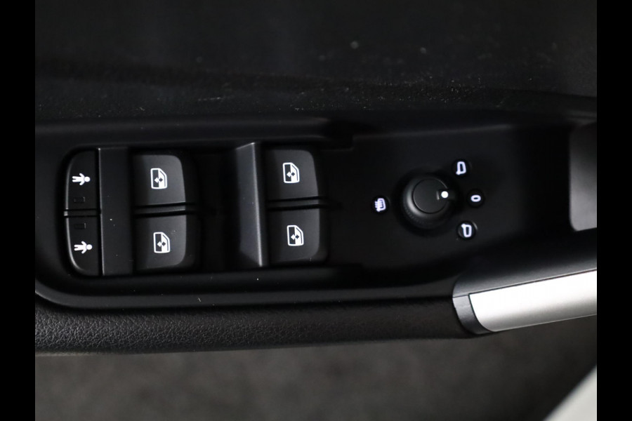 Audi Q2 35 TFSI Pro Line 150 pk S-tronic | Navigatie via App | Parkeersensoren (Park assist) | Achteruitrijcamera |17'LM-velgen | LED koplampen | Apple Carplay/Android Auto |