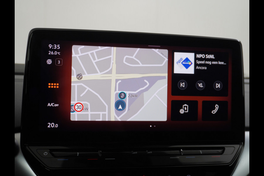 Volkswagen ID.4 170PK 52kWh Pure Cruise control adaptief Apple Carplay/Android Auto Navi Ecc Pdc Head-Up Display DAB Keyless Led Koplampen Lmv W Multimedia Pakket Plus Dynamische besturing Geluidsisolerend glas Connected services Draadloze telefoonlader Verkeersbord detectie Nieuwprijs € 40.405,-