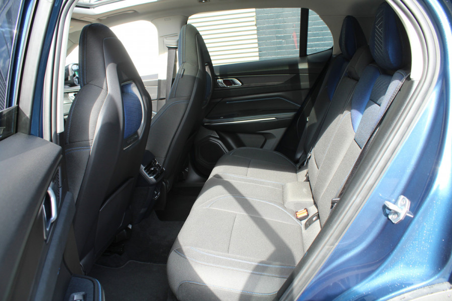 Lynk & Co 01 1.5 PHEV 262pk Automaat NL-Auto NAP BTW Clima Cruise Navi 360 Camera Panoramadak 20"LMV El. Klep