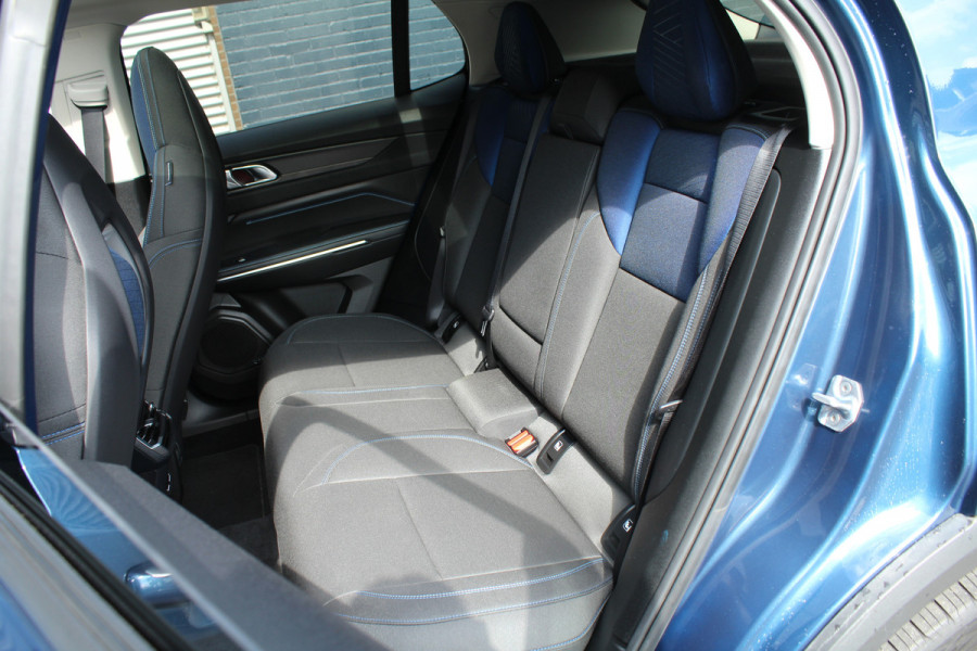 Lynk & Co 01 1.5 PHEV 262pk Automaat NL-Auto NAP BTW Clima Cruise Navi 360 Camera Panoramadak 20"LMV El. Klep