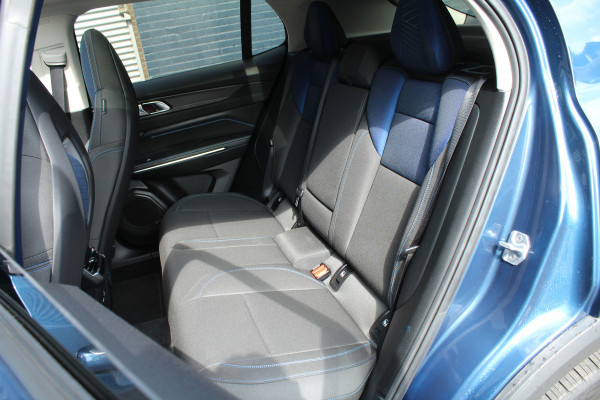Lynk & Co 01 1.5 PHEV 262pk Automaat NL-Auto NAP BTW Clima Cruise Navi 360 Camera Panoramadak 20"LMV El. Klep