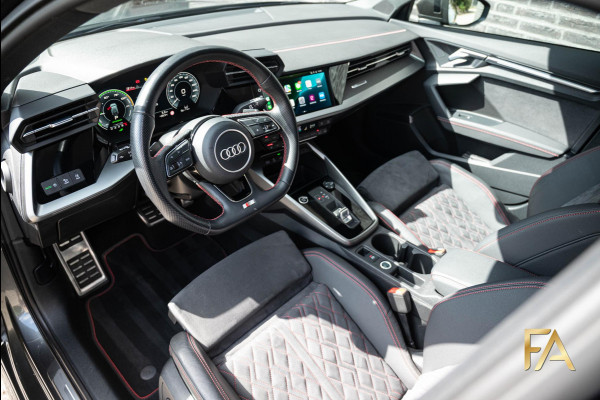Audi A3 Sportback 45 TFSI e S edition Competition Panodak|Carbonpakket|RS Seats|MatrixLED|B&O|Massage