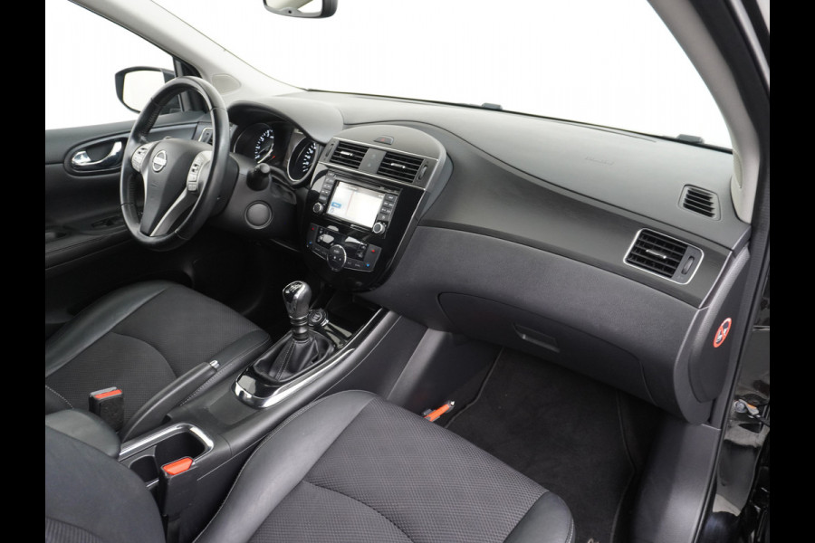 Nissan Pulsar T116PK Navi Ecc Camera N-Connecta Cruise control Lederen/stof bekleding Keyless DAB Led Regen-Lichtsensor 1.2 DIG-T N-Connecta Privacy Glas Lmv 17" Bluetooth Binnenspiegel automatisch dimmend 1.265KG Lage kosten in de wegenbelasting!
