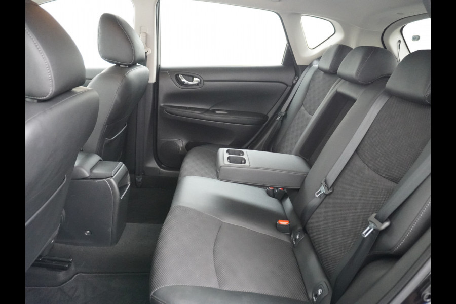 Nissan Pulsar T116PK Navi Ecc Camera N-Connecta Cruise control Lederen/stof bekleding Keyless DAB Led Regen-Lichtsensor 1.2 DIG-T N-Connecta Privacy Glas Lmv 17" Bluetooth Binnenspiegel automatisch dimmend 1.265KG Lage kosten in de wegenbelasting!