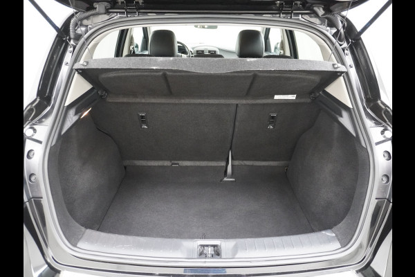 Nissan Pulsar T116PK Navi Ecc Camera N-Connecta Cruise control Lederen/stof bekleding Keyless DAB Led Regen-Lichtsensor 1.2 DIG-T N-Connecta Privacy Glas Lmv 17" Bluetooth Binnenspiegel automatisch dimmend 1.265KG Lage kosten in de wegenbelasting!