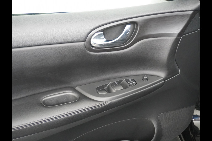 Nissan Pulsar T116PK Navi Ecc Camera N-Connecta Cruise control Lederen/stof bekleding Keyless DAB Led Regen-Lichtsensor 1.2 DIG-T N-Connecta Privacy Glas Lmv 17" Bluetooth Binnenspiegel automatisch dimmend 1.265KG Lage kosten in de wegenbelasting!