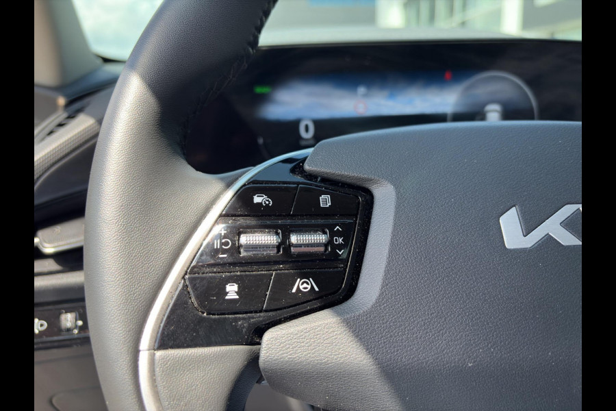 Kia Niro 1.6 GDi Hybrid DynamicLine Automaat | Navi | Clima | Carplay/Android auto | Lichtmetalen velgen | LED | Camera | Cruise |