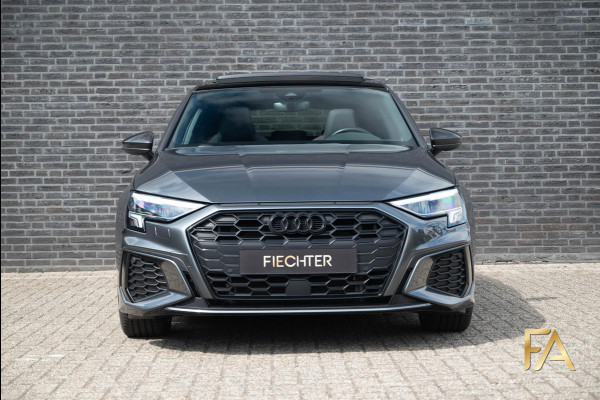 Audi A3 Sportback 45 TFSI e S edition Competition Panodak|Carbonpakket|RS Seats|MatrixLED|B&O|Massage