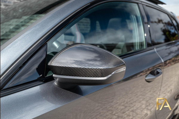 Audi A3 Sportback 45 TFSI e S edition Competition Panodak|Carbonpakket|RS Seats|MatrixLED|B&O|Massage
