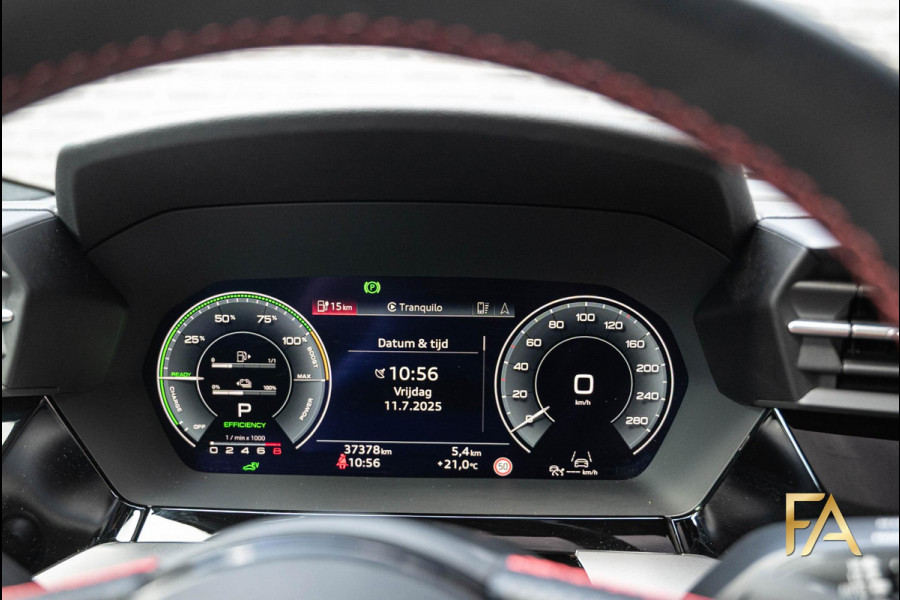 Audi A3 Sportback 45 TFSI e S edition Competition Panodak|Carbonpakket|RS Seats|MatrixLED|B&O|Massage