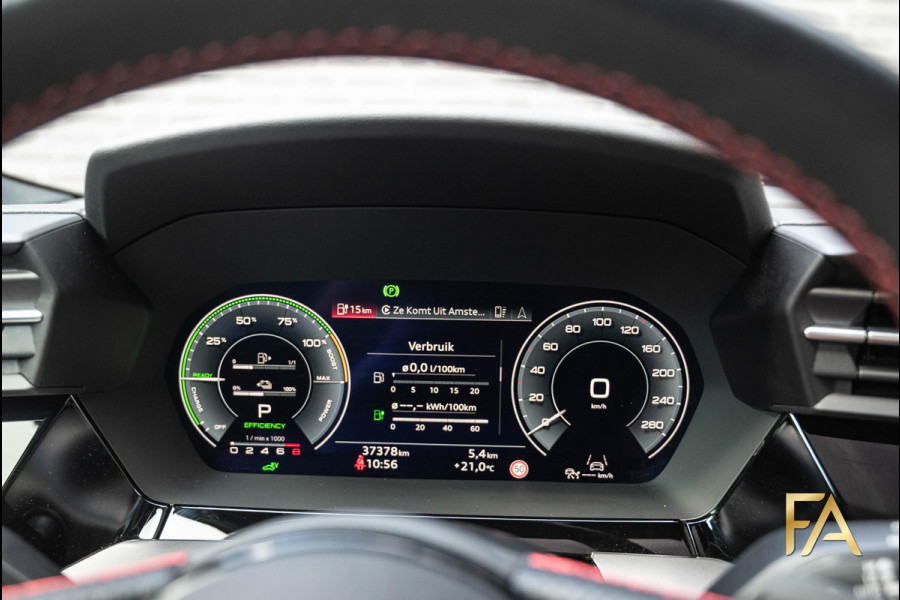 Audi A3 Sportback 45 TFSI e S edition Competition Panodak|Carbonpakket|RS Seats|MatrixLED|B&O|Massage